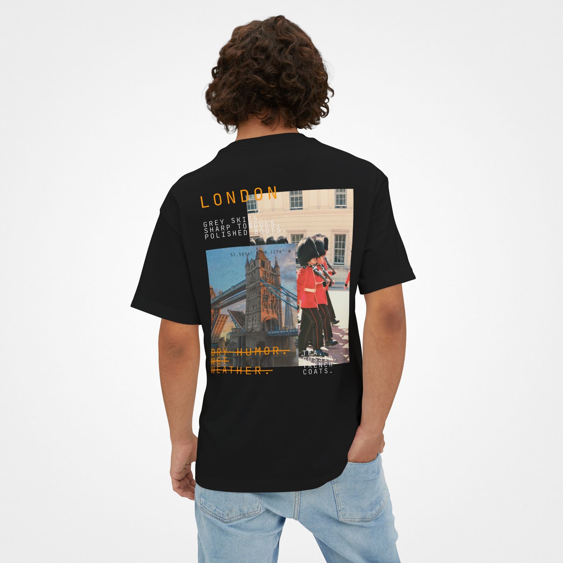 Dry Humor. Wet Weather. – London Oversized Boxy T-Shirt Moodwear